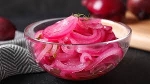 Does eating lots of raw onions with salad beneficial to health?